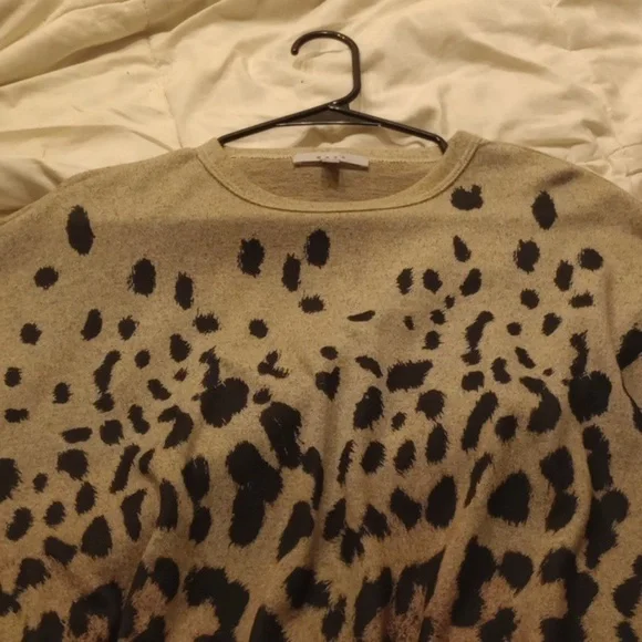 Gaze woman's blouson leopard print long sleeve top, size medium, leopard print - Picture 2 of 7